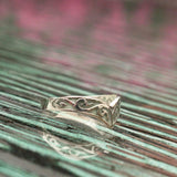 Luminous Geometric Pattern Carved Vintage Texture Ring