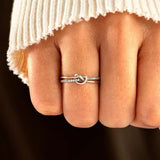Women's Single-row Diamond Knotted Ring